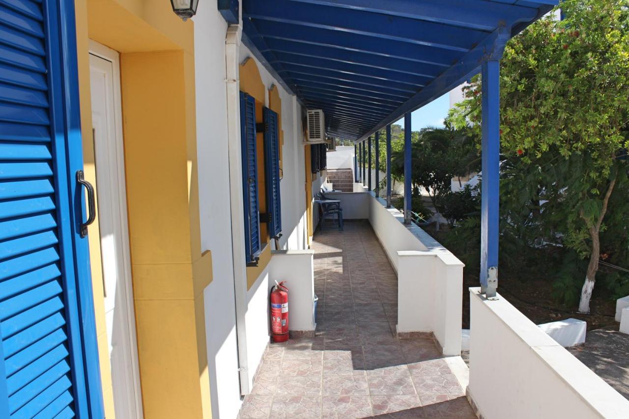 Livadi  Theofilos Appartements מראה חיצוני תמונה