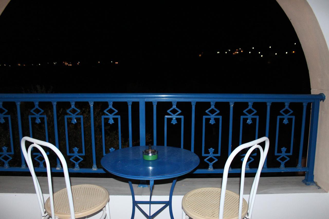Livadi  Theofilos Appartements מראה חיצוני תמונה